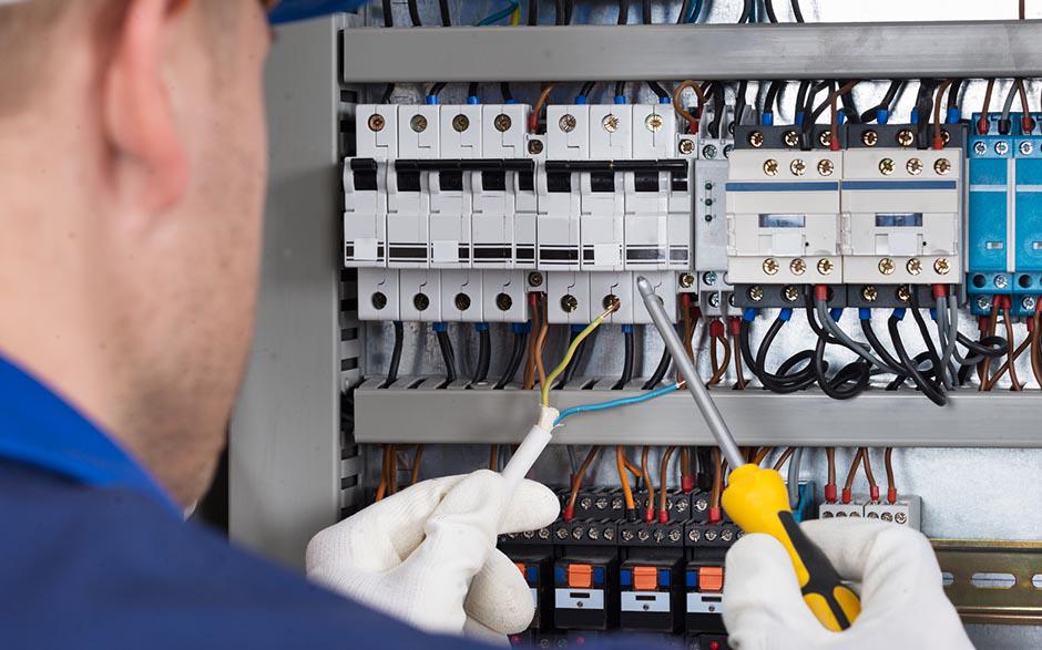 cherche électricien pas cher Beauvais